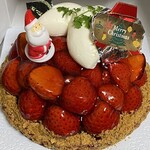 町屋菓子工房 凡蔵 - 自分で買ってきたサンタさんとクリスマスプレートでデコ！