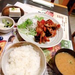 串焼処 一番どり - 鶏と野菜の黒酢あんかけ定食　全景