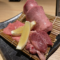 炭火焼肉 なかはら - タン元、タン先、タンゲタ