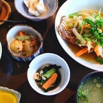 お食事処 沖 - 初、カレイ野菜餡定食 1,000円