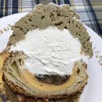 ブーランジェリー スドウ - 中はクリームたっぷり！！