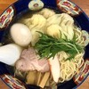 幸雲 - 料理写真:特製ワンタン麺 塩 