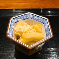 大和屋 横浜店 - 白菜の煮浸し