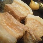 居酒屋 兀突骨 - 豚角煮