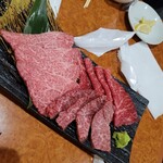 炭火焼肉 牛和鹿 本店 - 