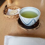 紀の善 - お茶と塩せんべい