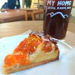 My Home Coffee, Bakes, Beer - ■柿とラムとアーモンドタルト