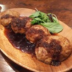 グリルキング - 牛100%ハンバーグ  ４個