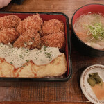 Izakaya Akashi - 牡蠣フライとだし巻き玉子の重定食