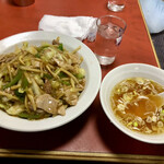 中華料理 菜来軒 - 細切り肉うま煮丼　全景