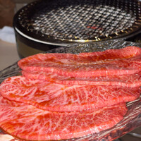 個室 炭火焼肉 本川越 尊 - 