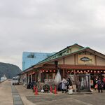 Ichibagohan Shige - 勝浦漁港にぎわい市場 ※お店はこの館内にあります（市場ごはん しげ）