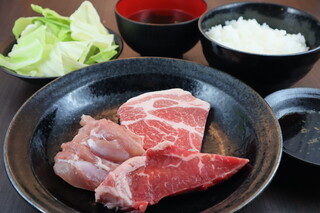 Yakiniku Koubou Yakiya - 