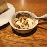 スガハラ - マスカルポーネ（米沢 胡桃 + 北海道 蜂蜜）