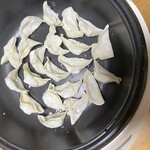 ぎょうざ専門店 赤萬 - 