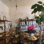 Cafe&bakery C'est la vie - 綺麗なシクラメン
