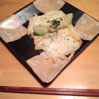 OSAKA きっちん 銀座本店 - おまかせコースのアボカドチーズ焼き