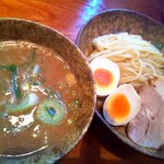 はぐるま - こってり鶏白湯つけ麺：880円