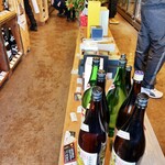 酒のマルミ - 人多すぎ