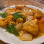 南海飯店 - 大エビの辛し炒め②