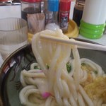 のざわ食堂 - やや太めですが麺は柔らかい