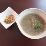 シーシャカフェ　カンノーク - 杏仁豆乳、緑豆しるこなど、ヘルシーなデザート