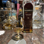 バー エグザゴーヌ - R3.12　ブッシュミルズ16年