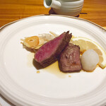 シカゴ - 説明不要な高級牛肉のサーロインステーキ。