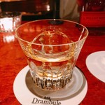 Drambuie - バーボンをロックで