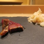 まんてん鮨 - 鰹_玉葱醤油