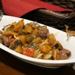 野生肉料理専門 じびえーる - 鹿肉のトマトソースパスタ