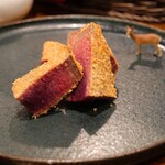 野生肉料理専門 じびえーる - 鹿肉のカツレツ