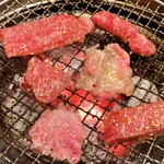 炭火焼肉 久 - 