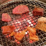 炭火焼肉 久 - 