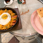 pub&cuisine Salooon!!