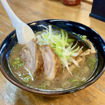 とんこつラーメン　一代 - ラーメン700円