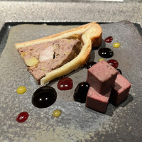 焼肉 思食 - レバーのテリーヌとパテアンクルート
