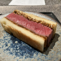 焼肉 思食 - 牛ヒレカツサンド