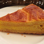 パティスリー イル・プルー・シュル・ラ・セーヌ - ガトー・バスク