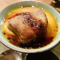 BISTRO FAVORI 代官山 - フォワグラソテー きのこの洋風茶碗蒸し（めちゃくちゃ小さい）