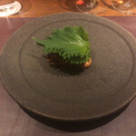 アカ - ソブラパーダ(馬肉のパテのタルタル乗せ 京都府乙訓 紫蘇の葉とサンクパン製天然酵母のカリカリバケット)
      →続いてはしっとりとした赤には薪焼ハンバーグ？