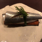 アカ - これぞ！スペインの味わいそのもの(^O^)／そこに小鰭のマリネを使うのは東シェフ流だと思いますが、流れる味わいはスペイン料理という本線は決して崩さない！そのシェフの想いを感じた逸品(^^)旨い‼︎