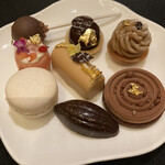 ガストロノミー ジョエル・ロブション - 