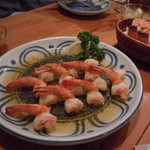 ラ・カシータ - Camarones al Mojo de Ajo（海老にんにく炒め）