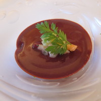 小笠原伯爵邸 - ブルーベリーのガスパチョとレモングラスで香りをつけた芝海老 