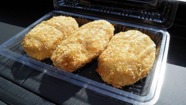 伊藤精肉店 - 三春（コロッケ）の写真