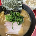 横濱家系ラーメン 勝鬨家 - 