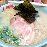 山岡家 - 塩チャーシュー麺 1030円