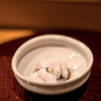 鮨 かの - 小田原産 クエ刺し