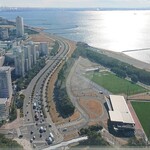 スカイクルーズマクハリ - 車が小さいぞ